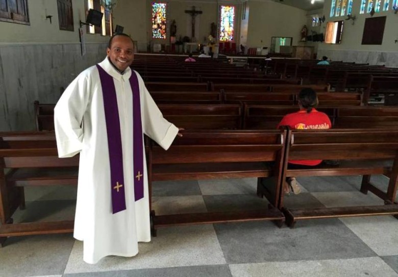 Padre  André Carlos da Silva na Matriz de São José - Foto: divulgação/SN