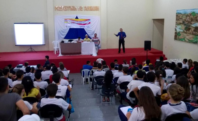 Palestrando no seminário sobre maioridade penal: Evandro Barbosa da Costa , pós-graduando em Direito Penal e Processo Penal, Estagiário da Defensoria Pública de Surubim e Policial Militar. | Foto: divulgação