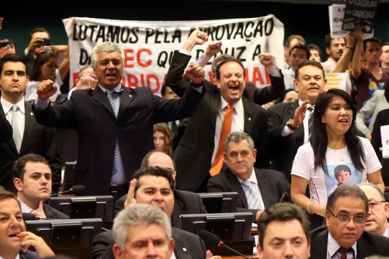 Manifestantes acompanharam a votação da PEC da Maioridade na CCJ