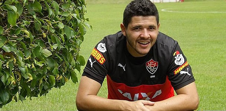 Lateral esquerdo Diego Renan pertence ao Cruzeiro e nasceu em Surubim, no Agreste de Pernambuco