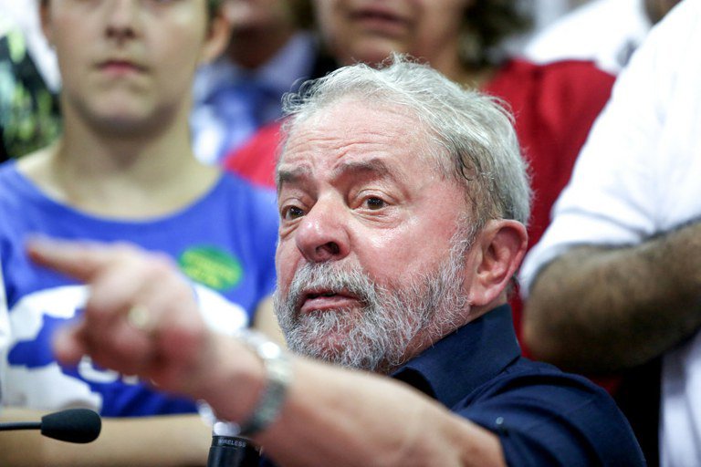 Lula durante pronunciamento: ele abriu a possibilidade de ser candidato novamente.