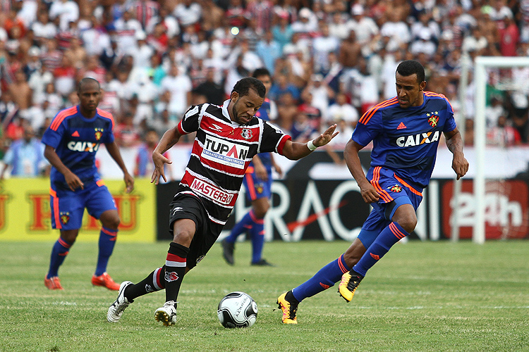 Com 1 a 1, o Tricolor amplia "jejum" em clássicos. São oito seguidos sem vencer. Cinco sem ganhar do Leão.