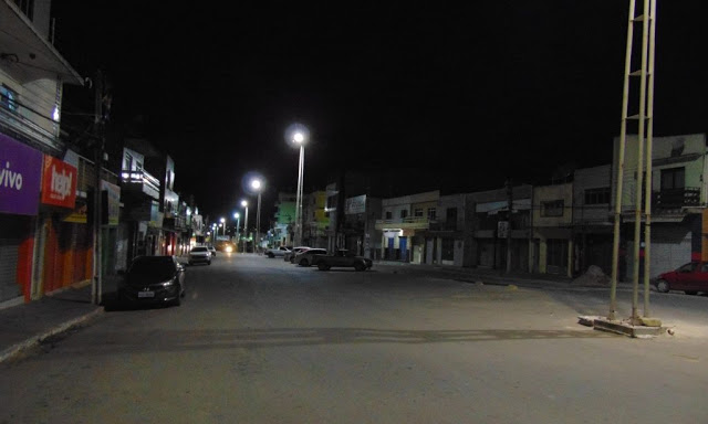 Rua João Batista durante a madrugada | Foto: Surubim News