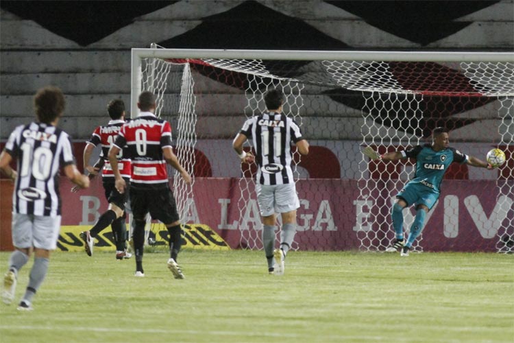 João Paulo: "O Santa é grande e tenho certeza que no ano que vem, vai fazer uma boa campanha para voltar"