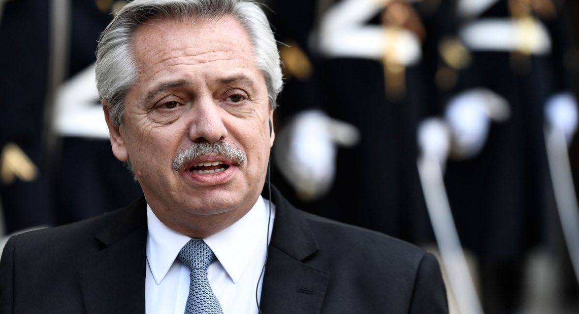 Presidente da Argentina diz que Brasil é um risco para a região