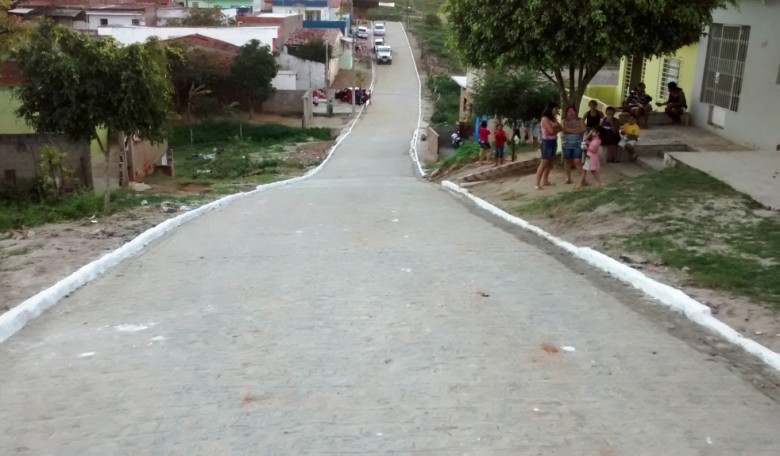 A pavimentação e saneamento da via tiveram um custo de R$ 58.560,00 | Foto: Divulgação