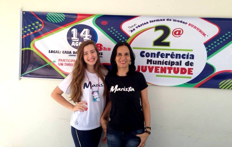 Bruna Geriz ao lado da Assistente Social do Marista, Luciana Arruda Duarte | Foto: Divulgação/Facebook