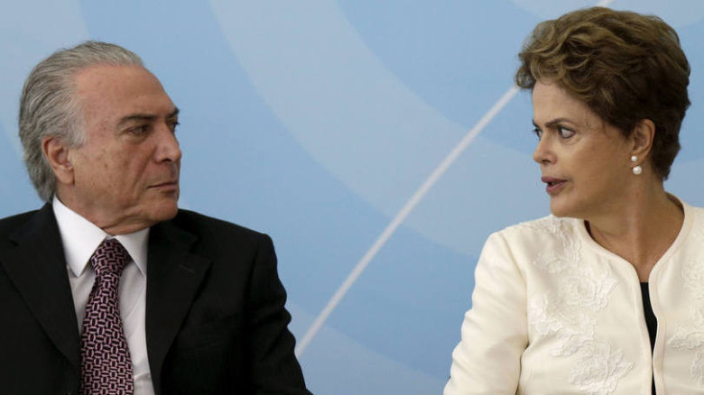 Michel Temer e Dilma Rousseff no Palácio do Planalto (agora separados).