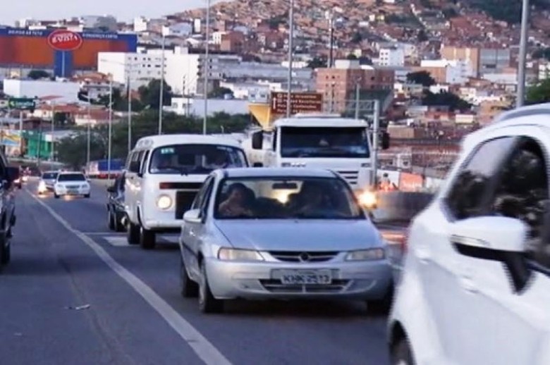 Cresce número de carros roubados e clonados em Caruaru.