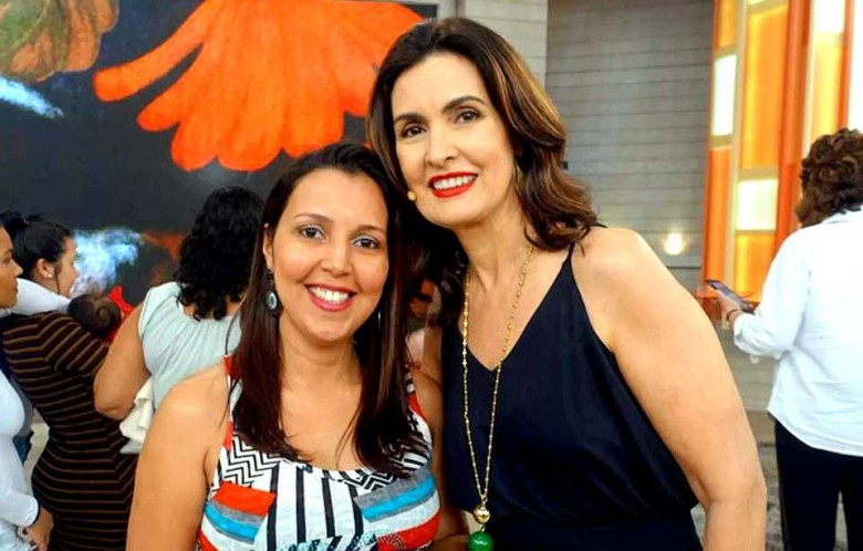 Diana com a apresentadora do programa "Encontro", Fátima Bernardes (Foto: Divulgação/Reprodução)