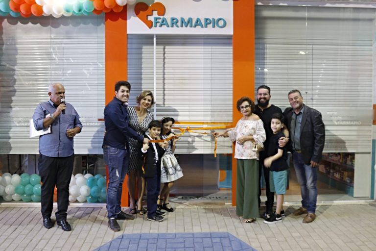 Solenidade de inauguração da nova Farmapio. | Foto: Lulu/Surubim News